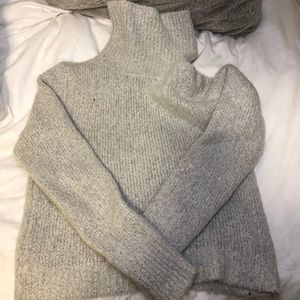 Brandy Melville light gray turtleneck
